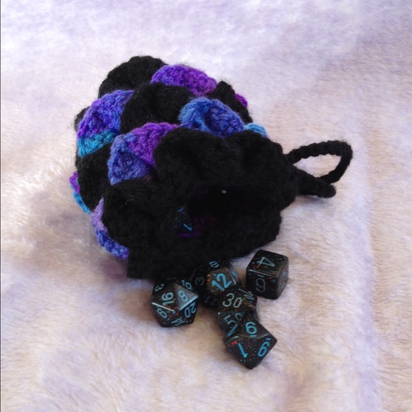 Crochet dragon egg DND dice bag/coin purse - Picture 2 of 3