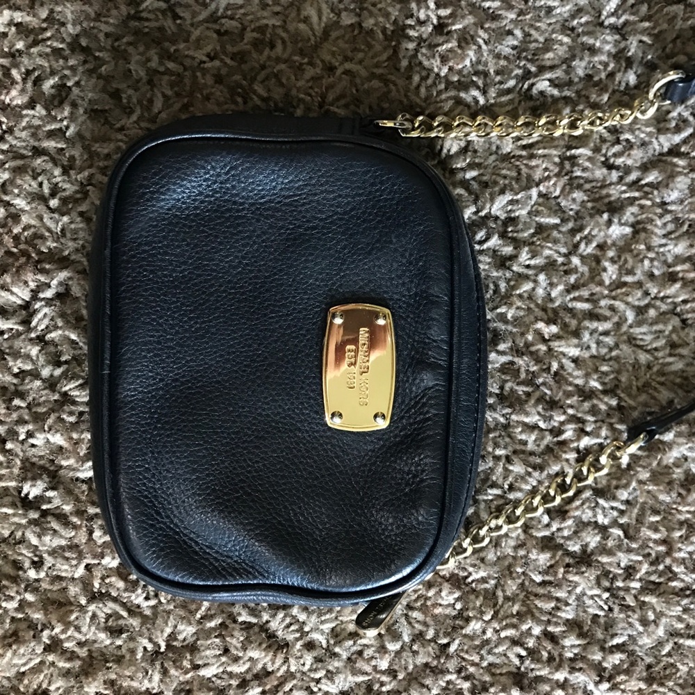 Michael Kors crossbody purse