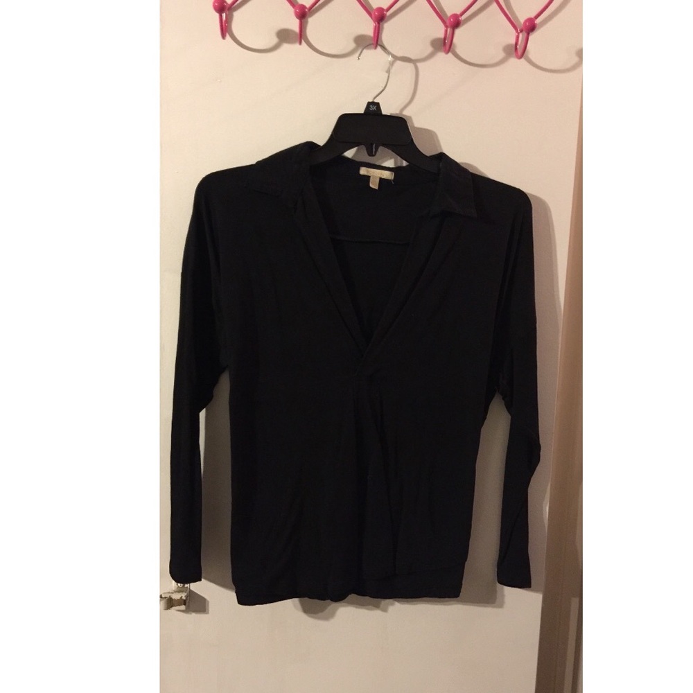Black v neck collared shirt