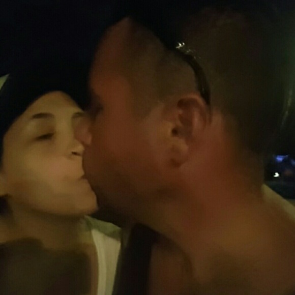 Happy Late Valentine's Day I have so much going on - Picture 4 of 7