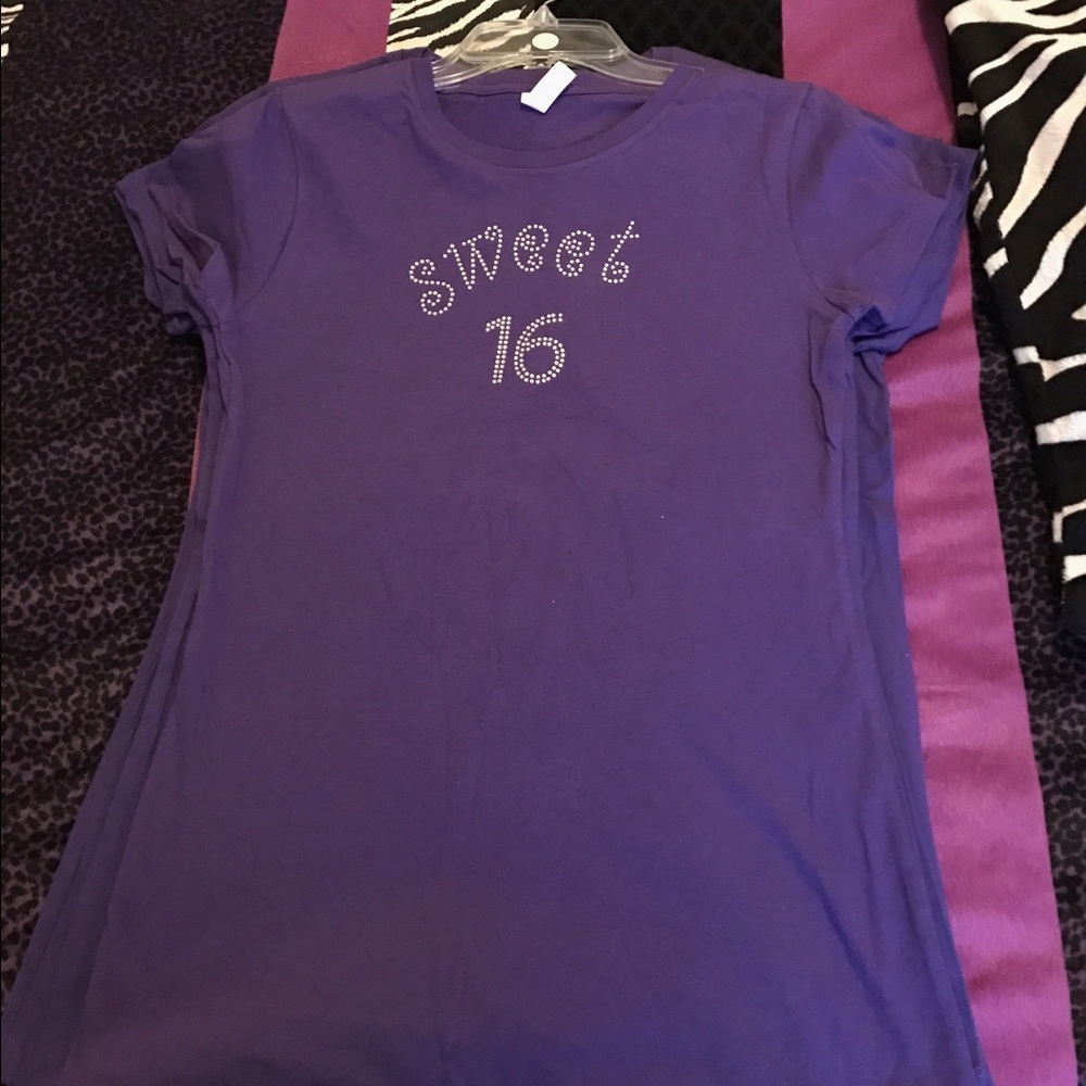 Sweet 16 Bling T-Shirts - Picture 2 of 3