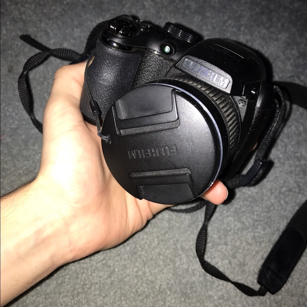 Fujifilm finepix s3200 camera