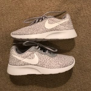 Women's Nike Tanjun