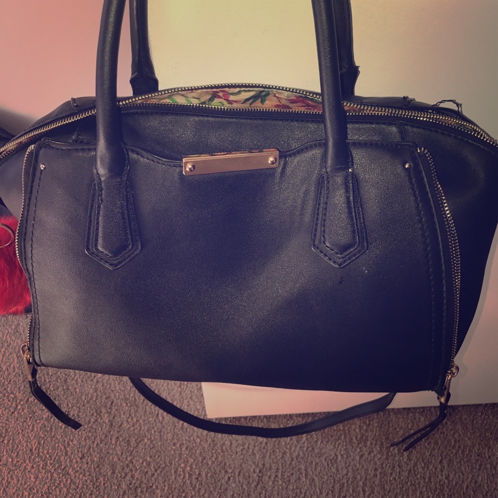 Aldo Purse