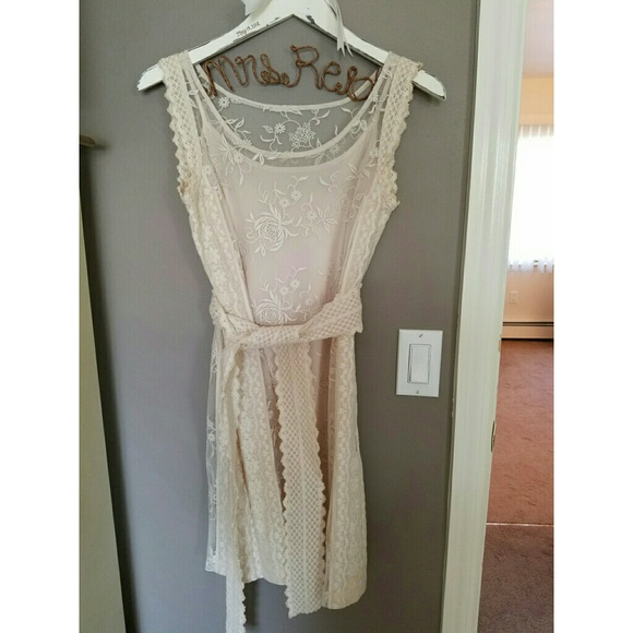 ***Trading*** - Picture 2 of 4