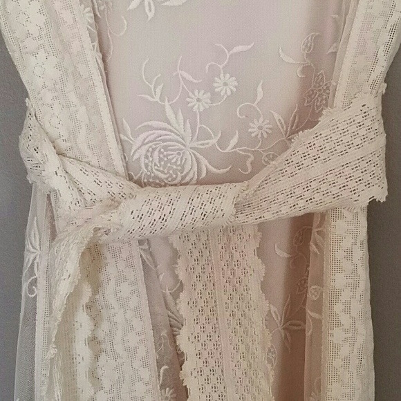 ***Trading*** - Picture 4 of 4