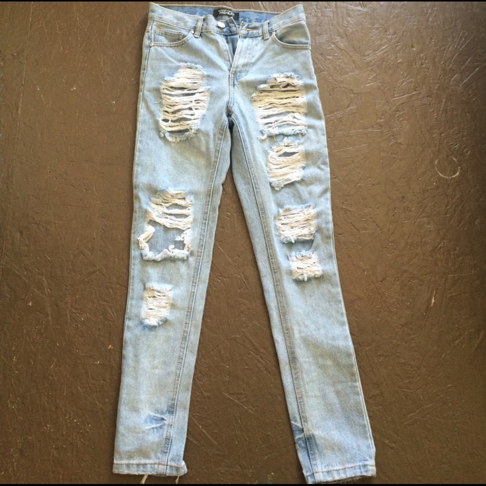Almost famous premium high wasted distressed Jean