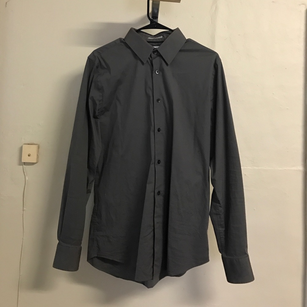 Express  Fitted Button Up