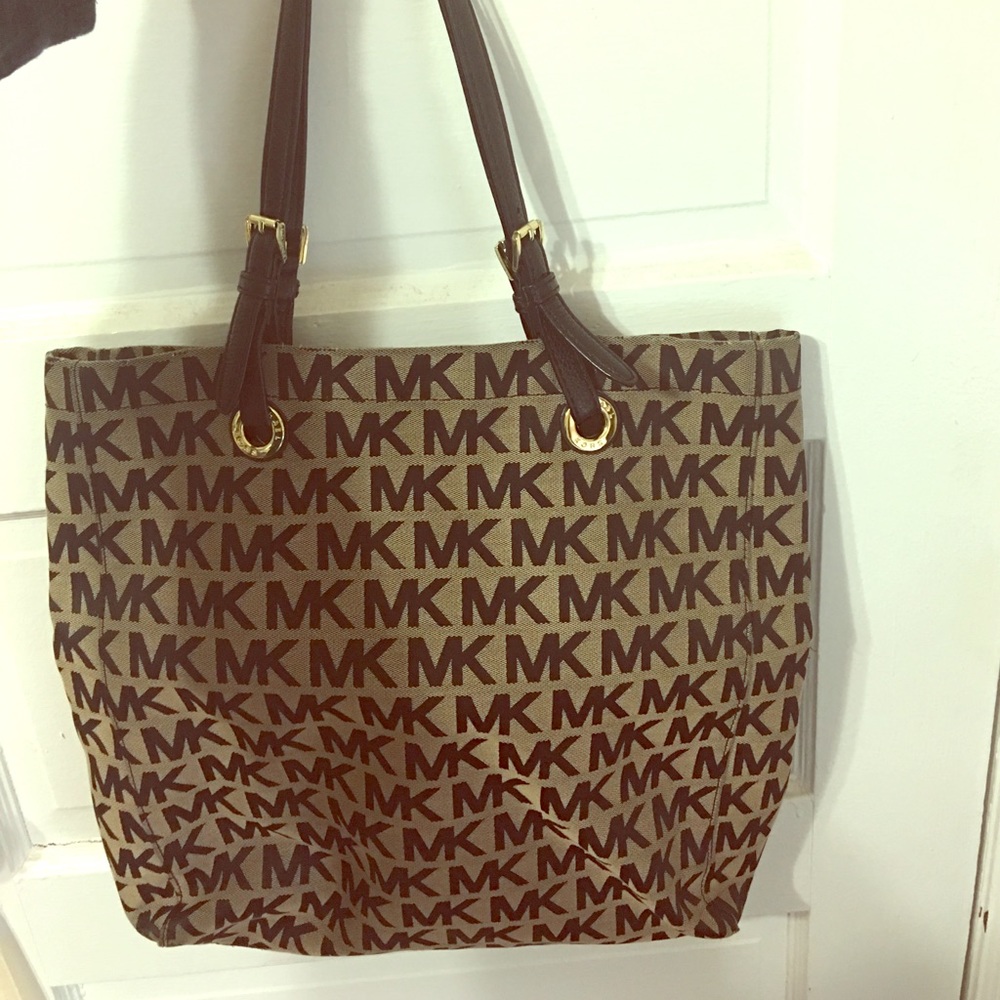 Michael Kors Tote