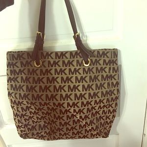 Michael Kors Tote