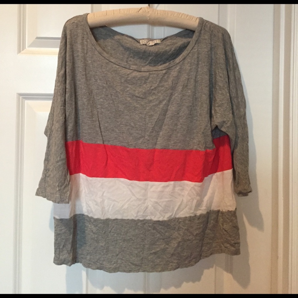 Forever 21 grey, pink, and white T-Shirt