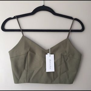 LF zip up crop top