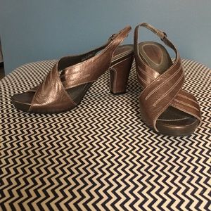 Clarks Cross over Silver heels