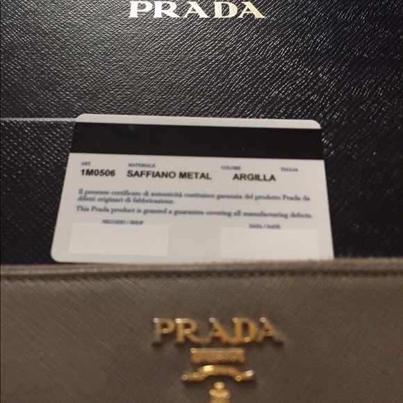 Prada Saffiano Zip Around Wallet in Argilla - Picture 6 of 8