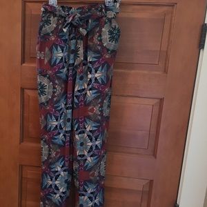 Forever 21 graphic  jogger