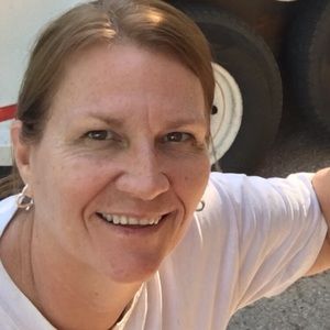 Meet your Posher, Brenda
