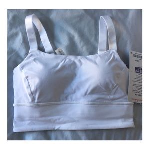 NWT white lululemon *both ways* bra, size 4