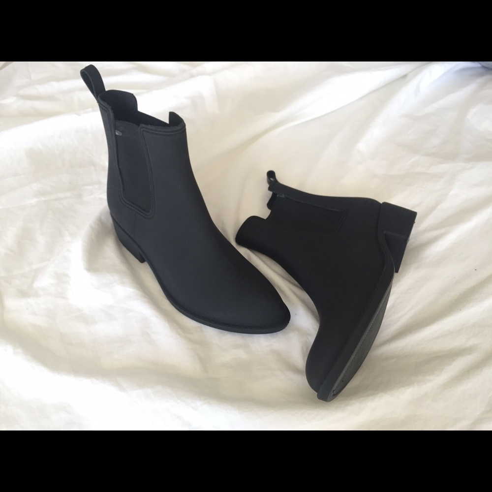 Jeffrey Campbell matte booties