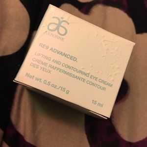 Arbonne lifting and contouring eye cream