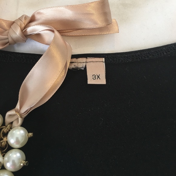 3x black top - Picture 2 of 3