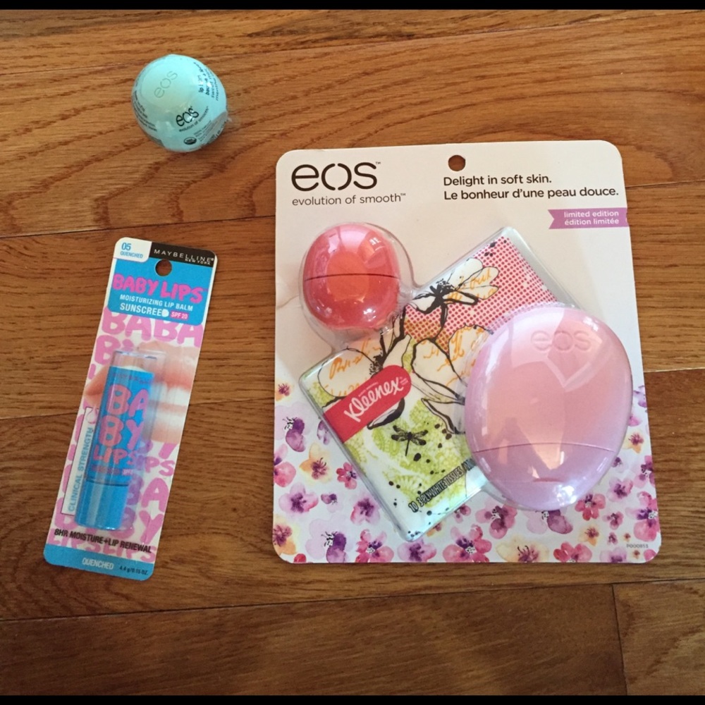 EOS set and Baby Lips lip balm