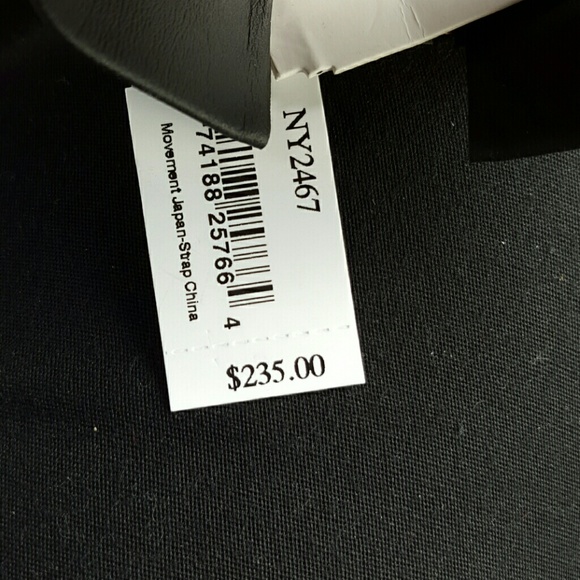 (SOLD) KNY Champagne Dial Ladies watch - Picture 3 of 4