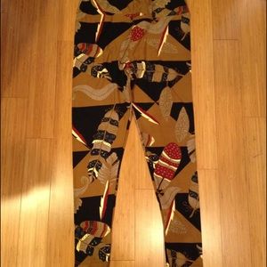 Lularoe TC Leggings - Feathers - NWT 😍😍😍