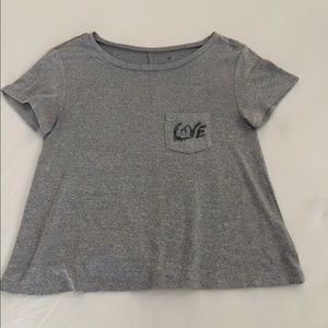 Gray short sleeved shirt