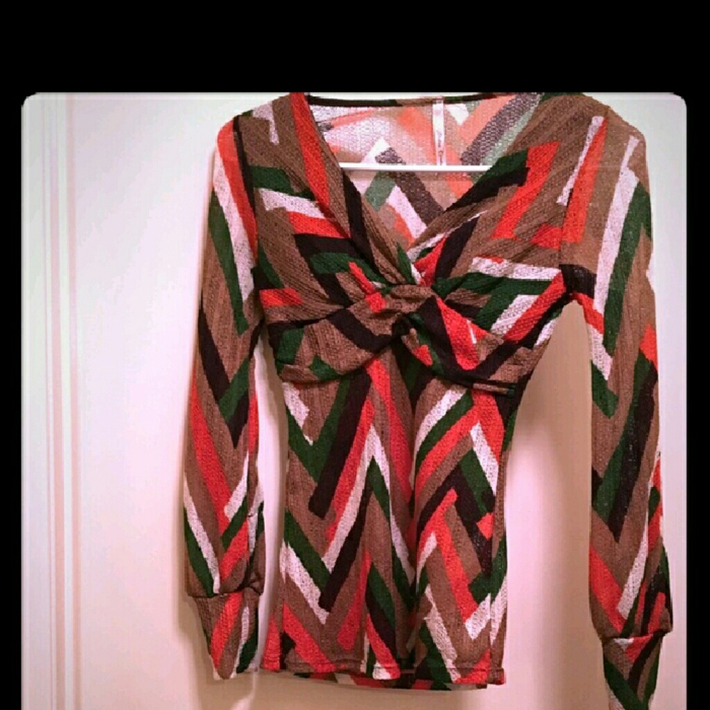 ❤Beautiful  Aztec Print Top