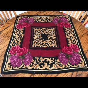 Oscar De la Renta scarf