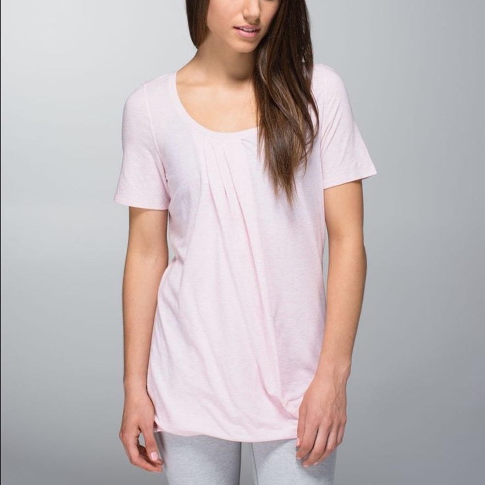 Lululemon Twist Tee