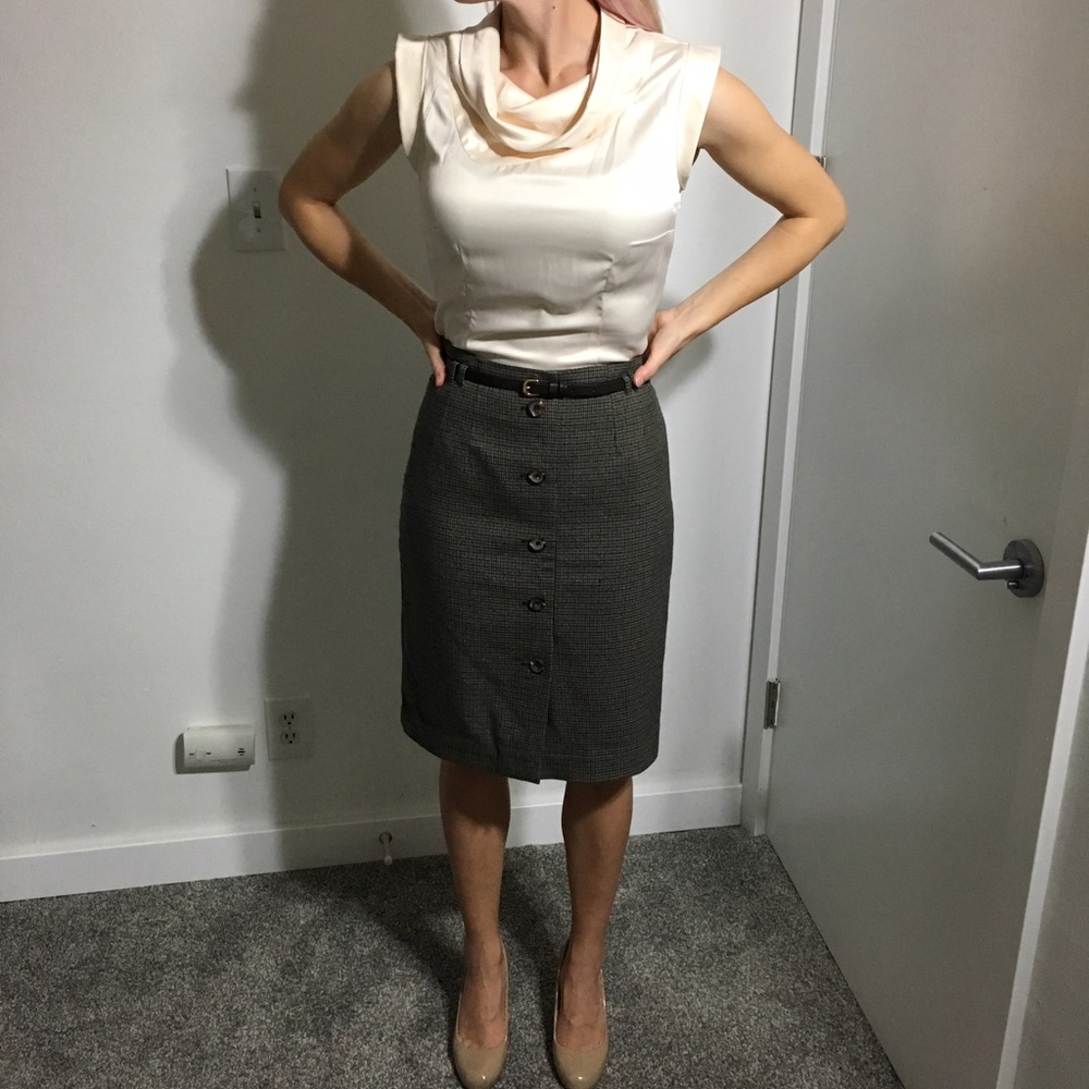Cream cowlneck blouse with cap sleeves - Picture 1 of 5