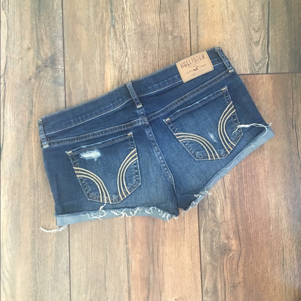 Hollister shorties