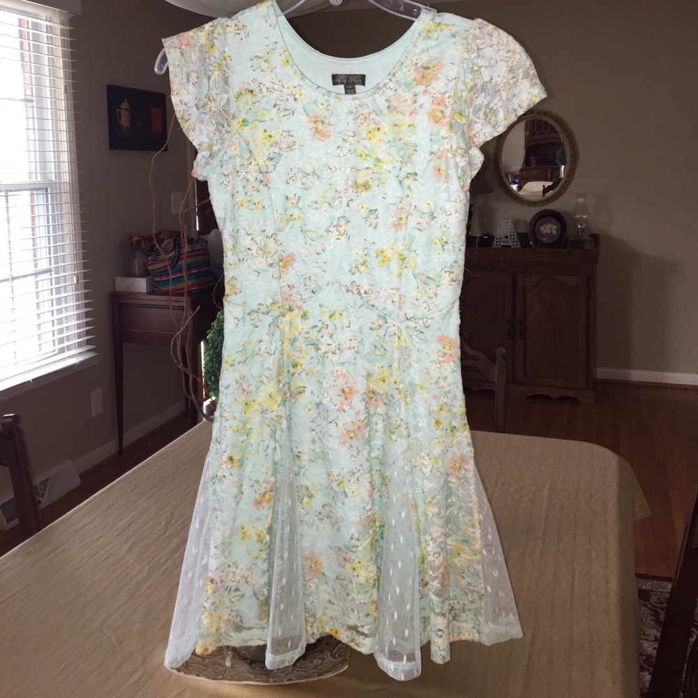 Girls dress size 10