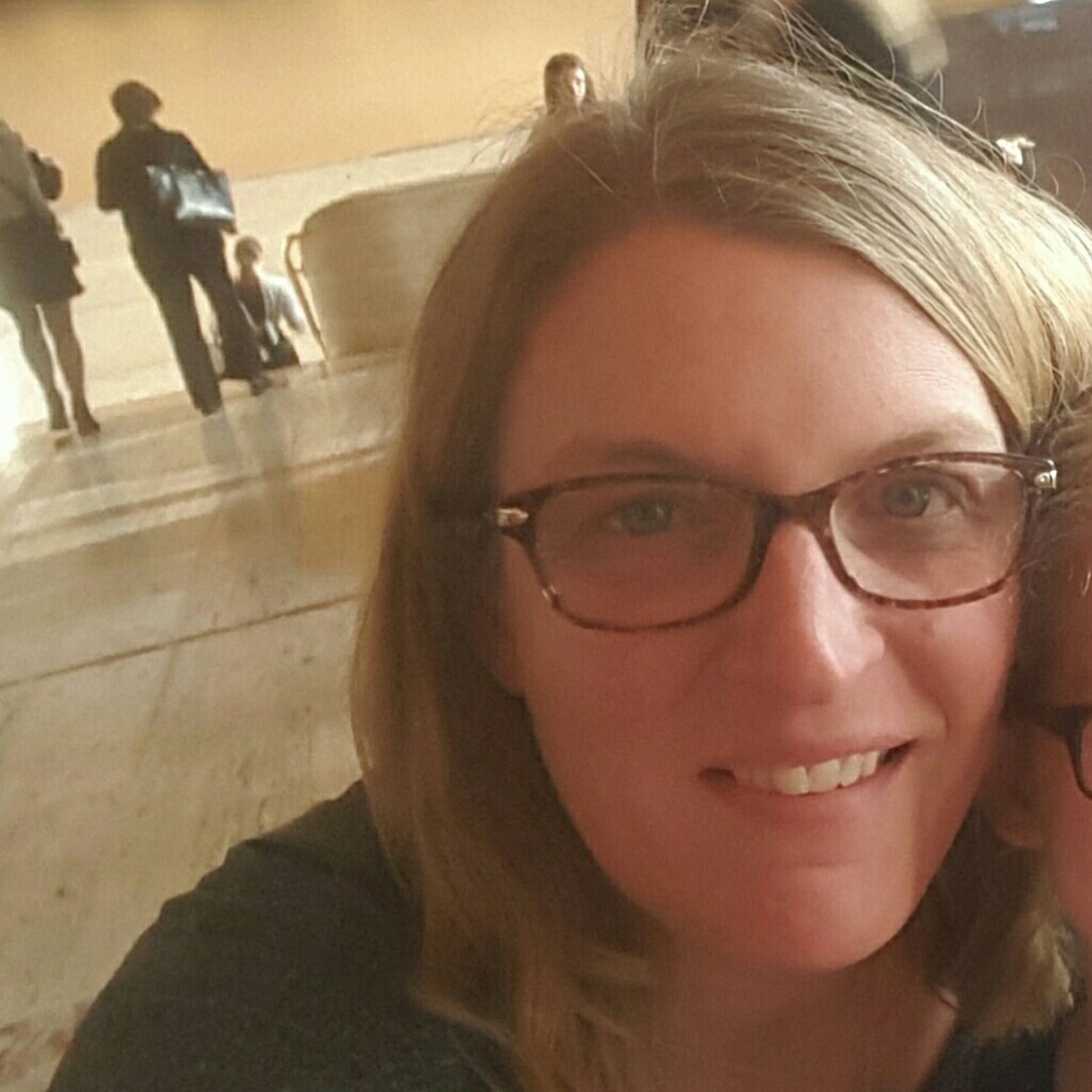 Meet your Posher, Nicole