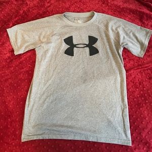 Youth Under Armour tee