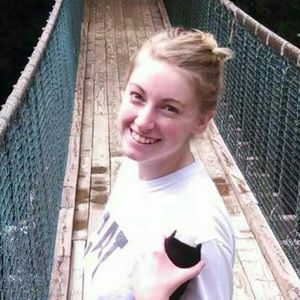 Meet your Posher, Alyssa