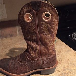 GREAT CONDITION! Men's Artiat Boots