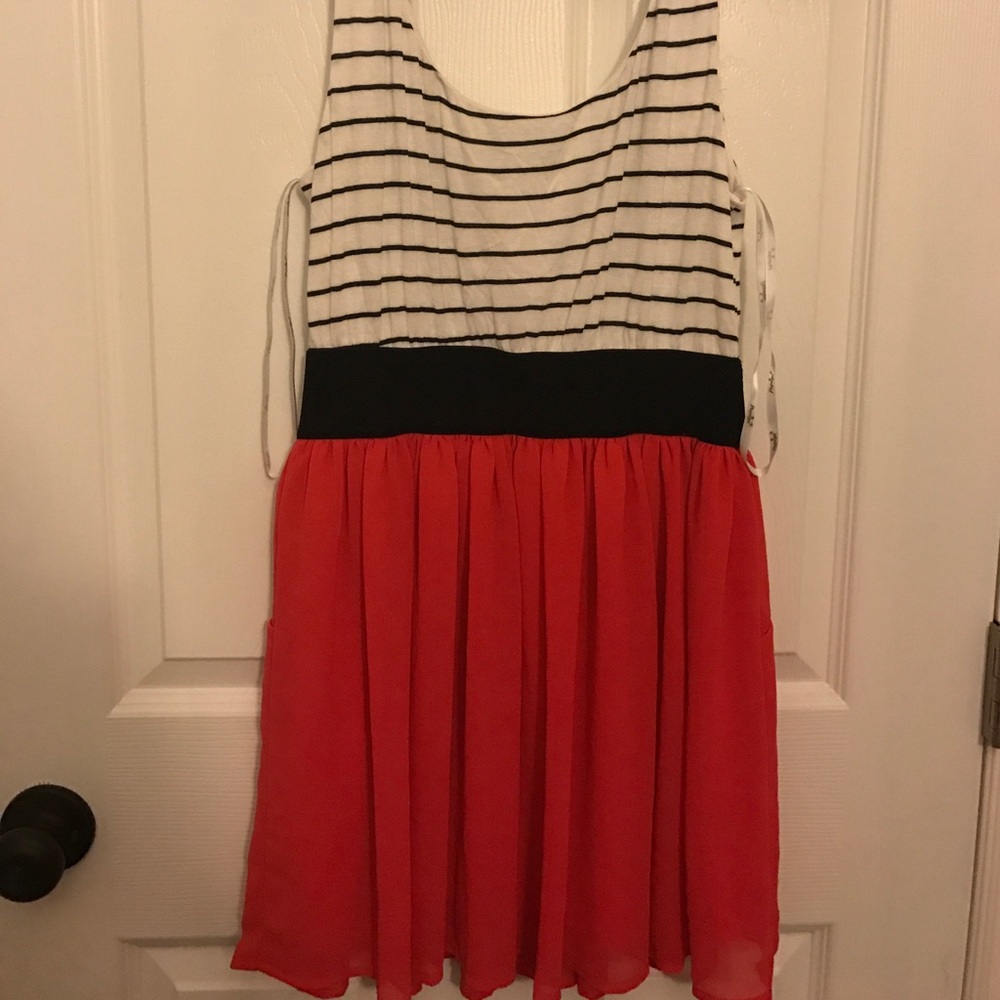 CASUAL DRESS SIZE S - Picture 3 of 3