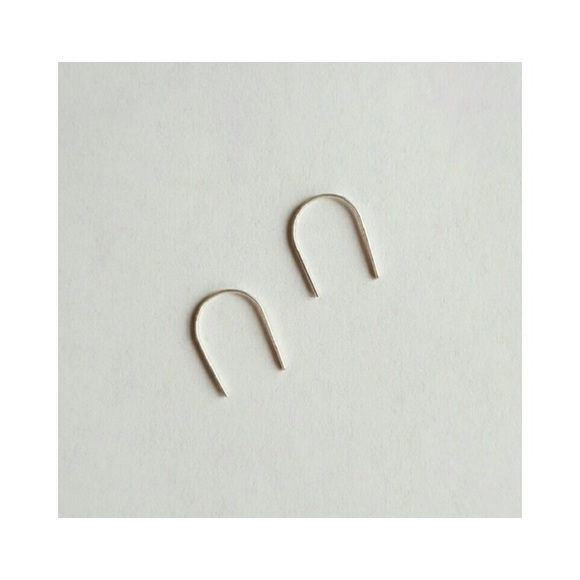 Simple Silver Earrings - Picture 4 of 5