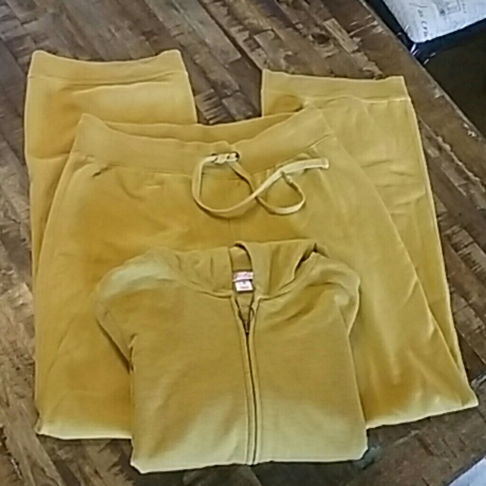 Mossimo Jogger Set