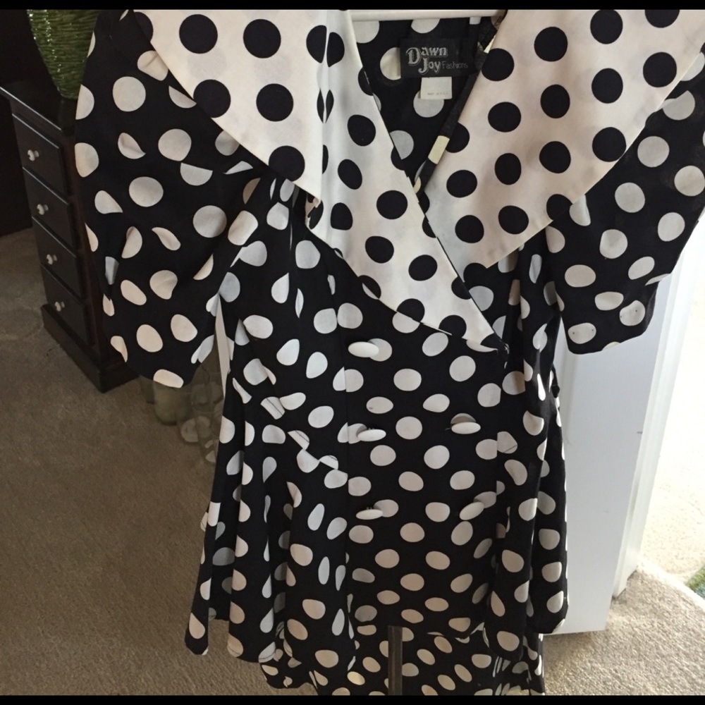 Suit - Picture 2 of 2