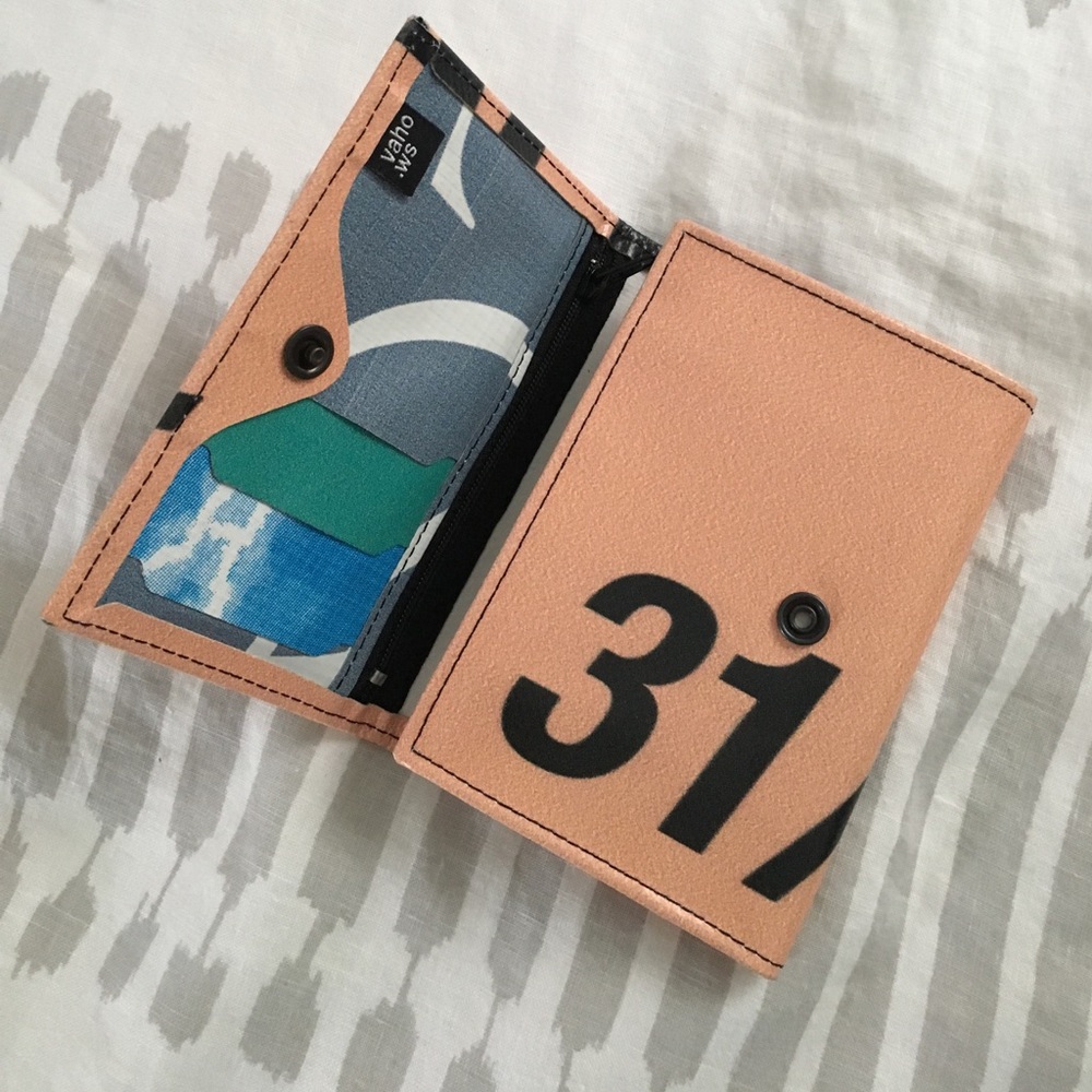 Vaho handmade wallet from Barcelona