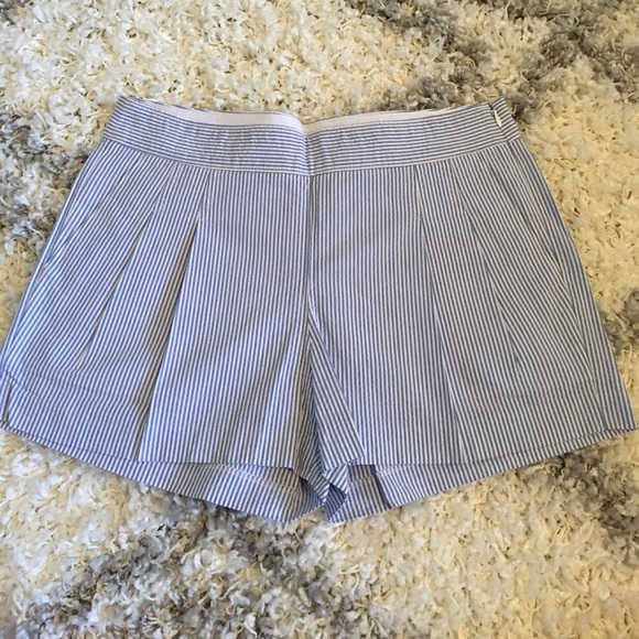 J. Crew Pants - J. Crew pleated seersucker shorts