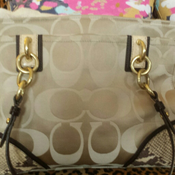 Authentic Coach Purse - Picture 2 of 8