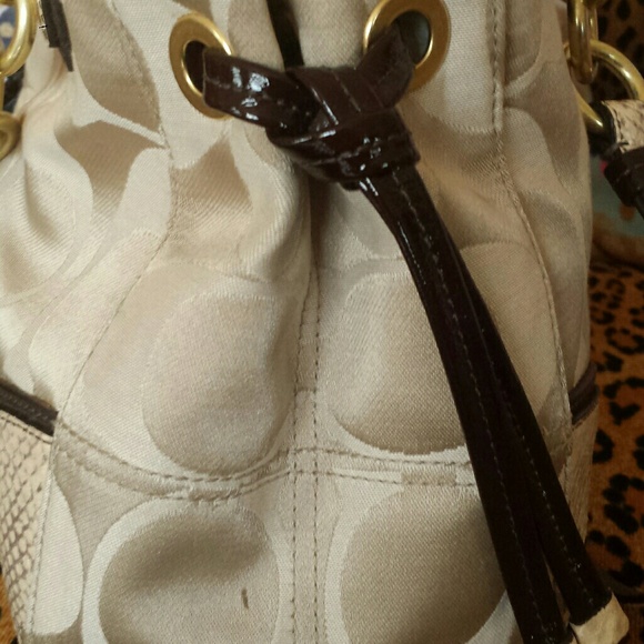 Authentic Coach Purse - Picture 4 of 8
