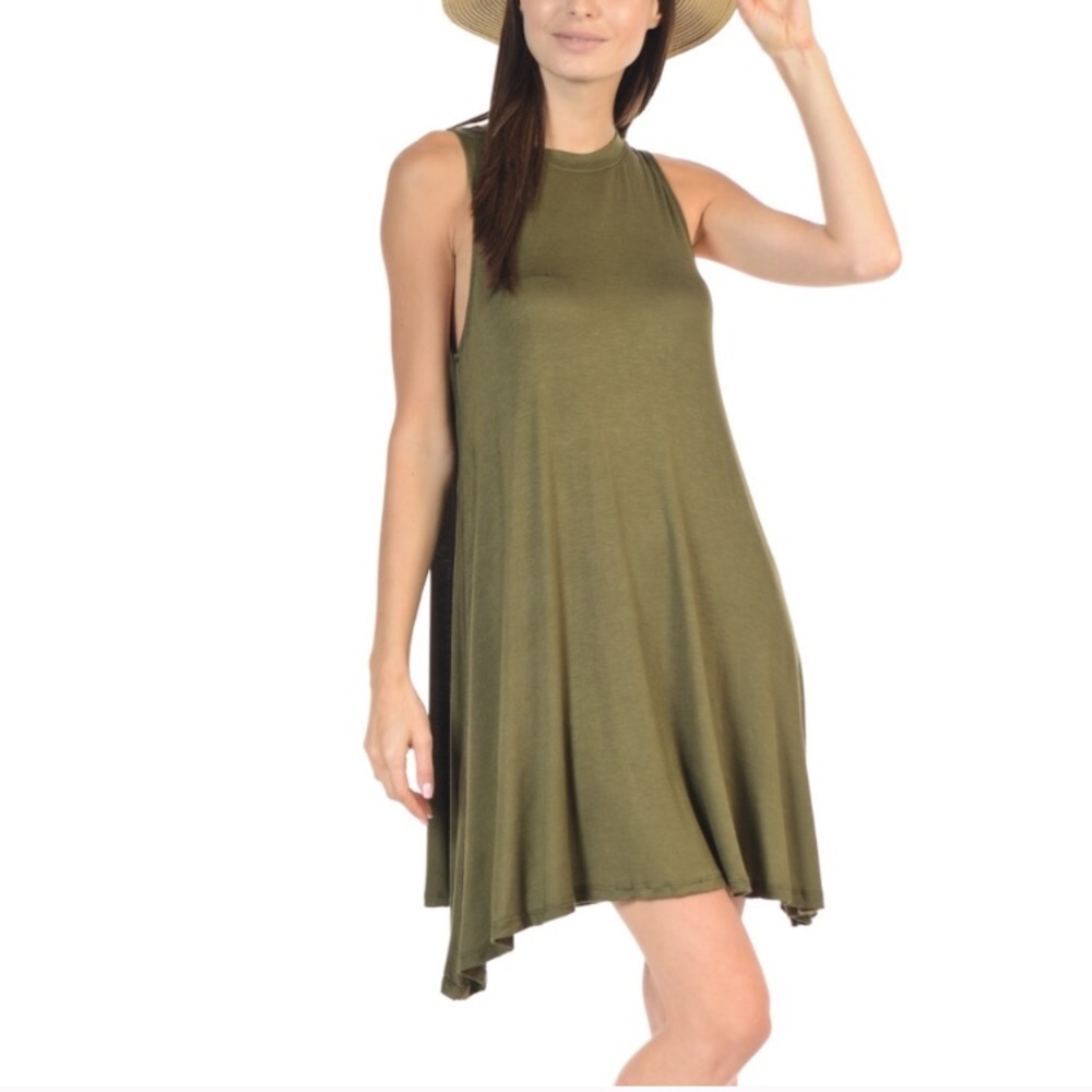 🎉SALE🎉 The Perfect Sleeveless Shift Dress