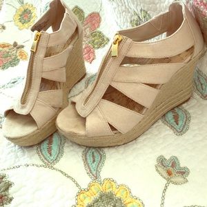 Size 8.5 tan wedges