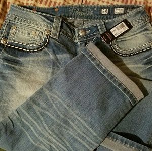 NWT Miss me capri size 29