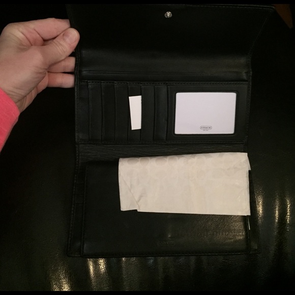 Coach wallet - Picture 2 of 4